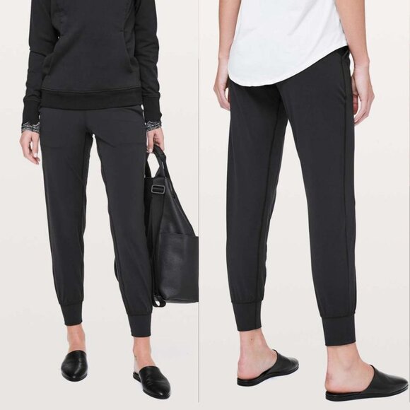 Lululemon - Align Jogger *28" Leggings Joggers Pants W5BPXS | Black | Size 4 - Picture 1 of 7